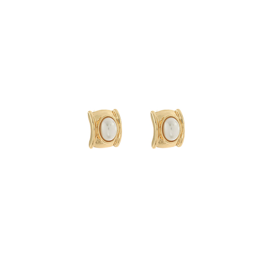 Gold & Pearl Earrings