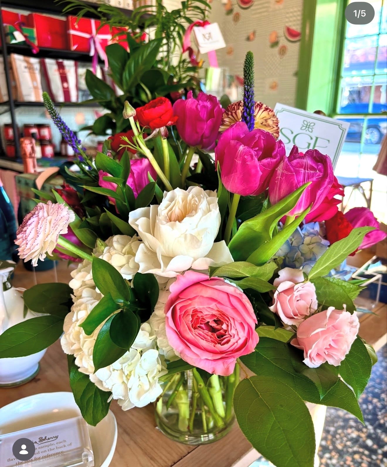 Valentines Fresh Floral Arrangement {Small}