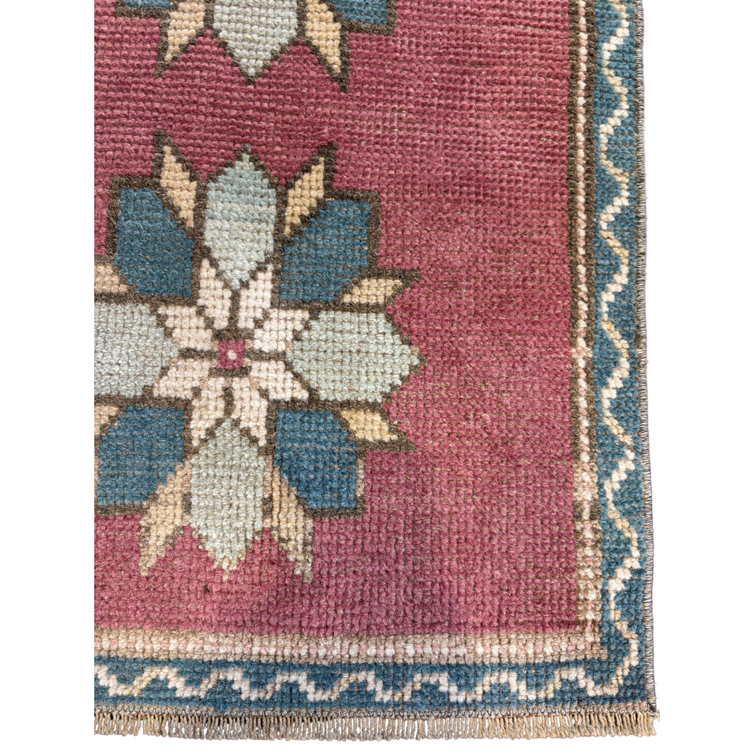 Vintage Rug {Flower Child}