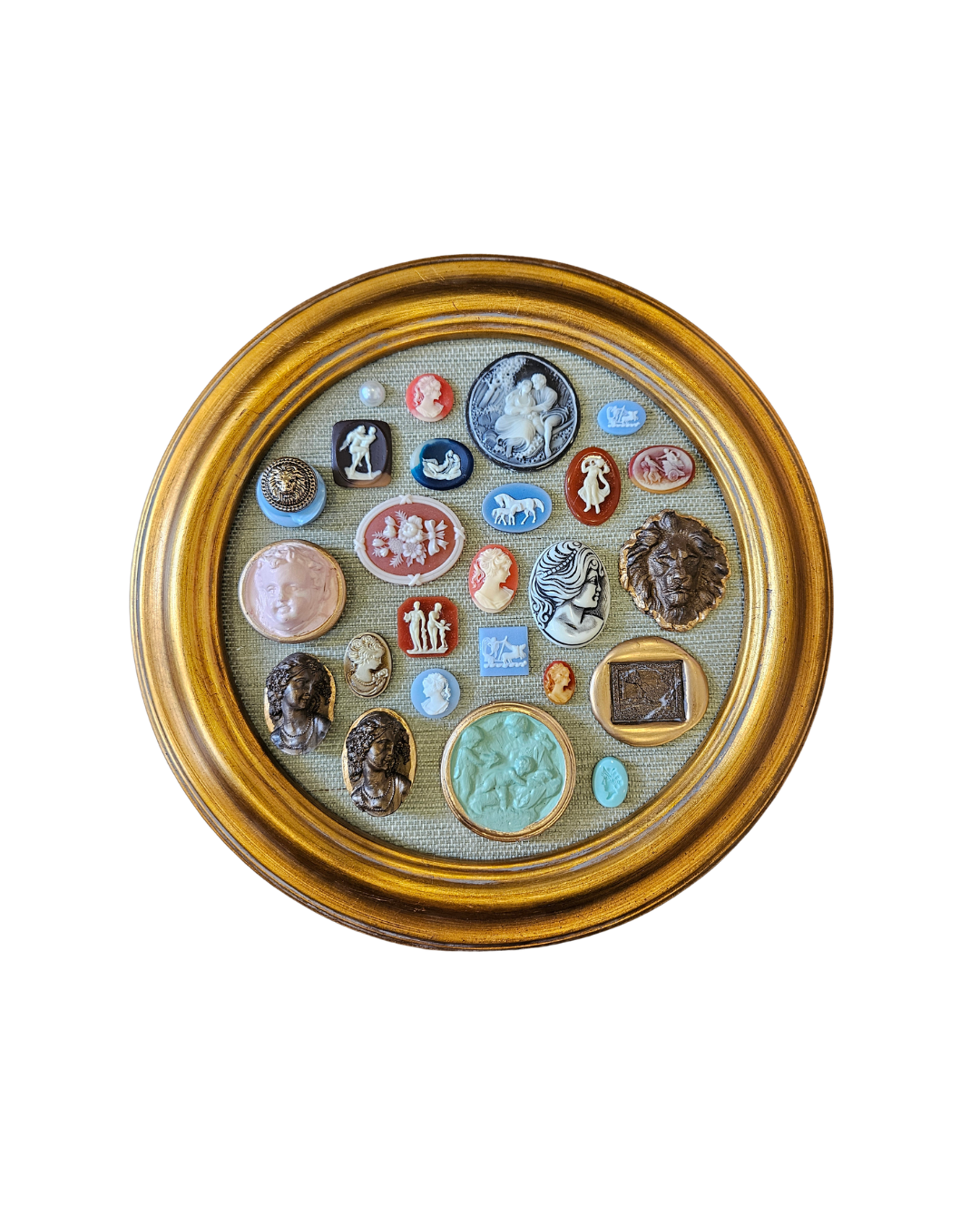 Intaglieaux & Cameo in Gold Circle