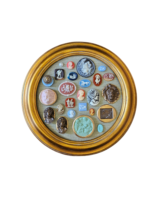 Intaglieaux & Cameo in Gold Circle