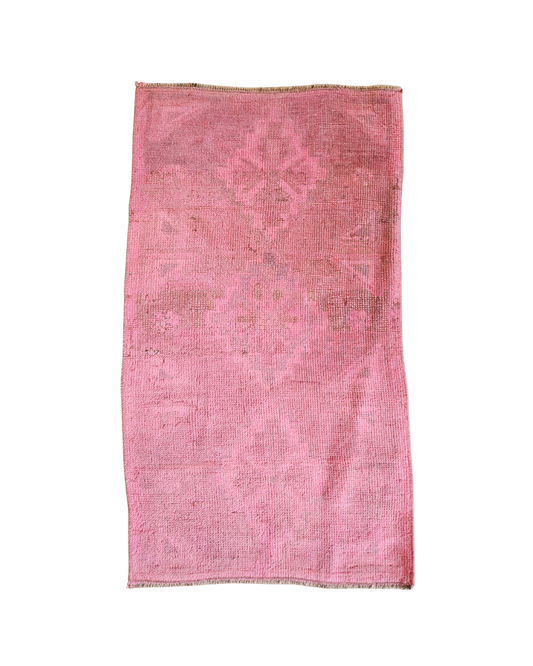 Vintage Rug {Dragonfruit}