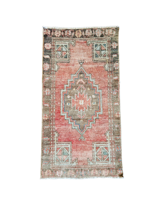 Vintage Rug {Enticing Red}