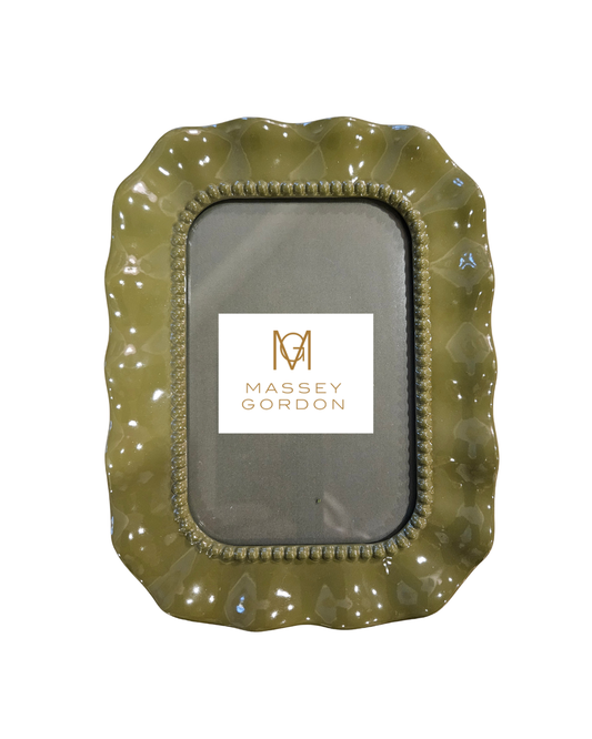 Wavy Edge Frame with Bead