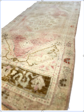 Load image into Gallery viewer, Vintage Rug {Ruby}