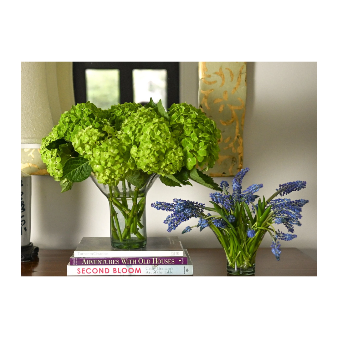 Petite Lettuce Leaf Vase