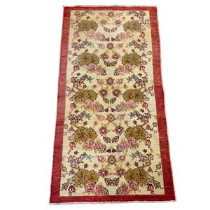 Vintage Rug {Carnation Red}