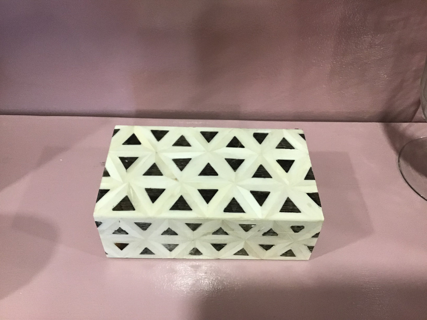 Geometric textured Box