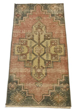 Load image into Gallery viewer, Vintage Rug {Light Yellow Center}