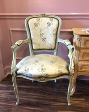 Load image into Gallery viewer, Vintage French Chair